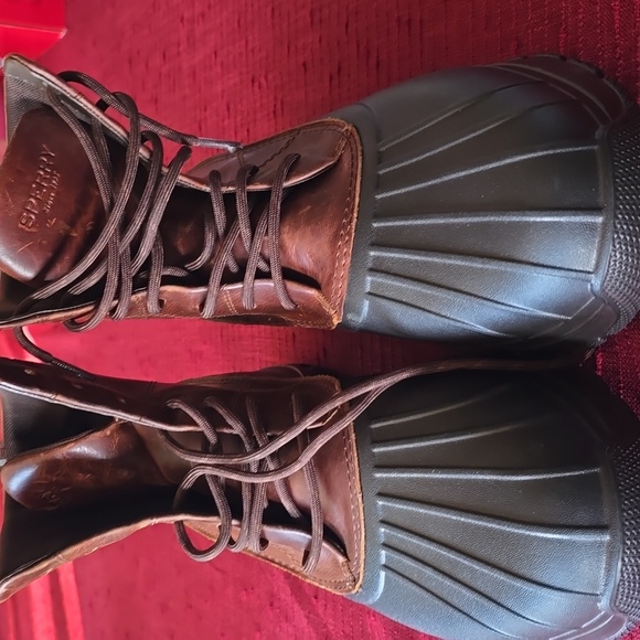 Mens Sperry Brown and Black Duck Boots. Size 13. NWOT - Picture 4 of 8